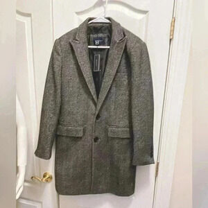 Braveman Coats, brand new coat with tag . Stylish and very attractive